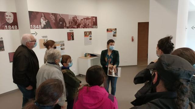 Visite en groupe au musée