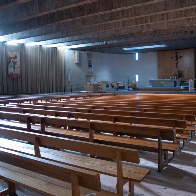 Église Notre-Dame-de-la-Miséricorde à Ars-sur-Formans.